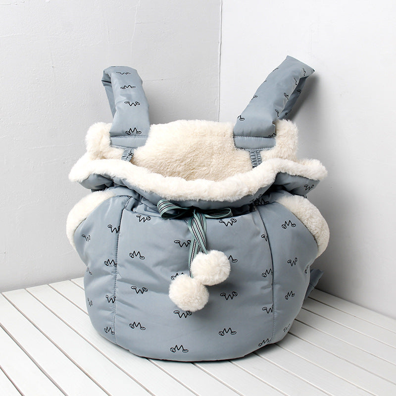 Outdoor and Travel Pet Carrier Backpack Suitable for Winter Use