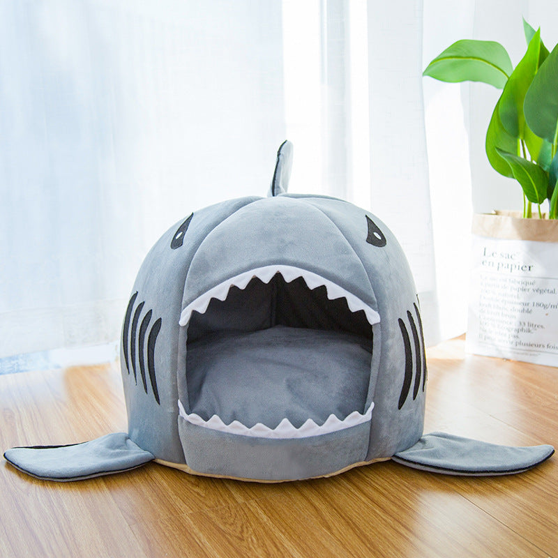 Dual-Purpose Shark Pet Bed for Small Dogs & Cats