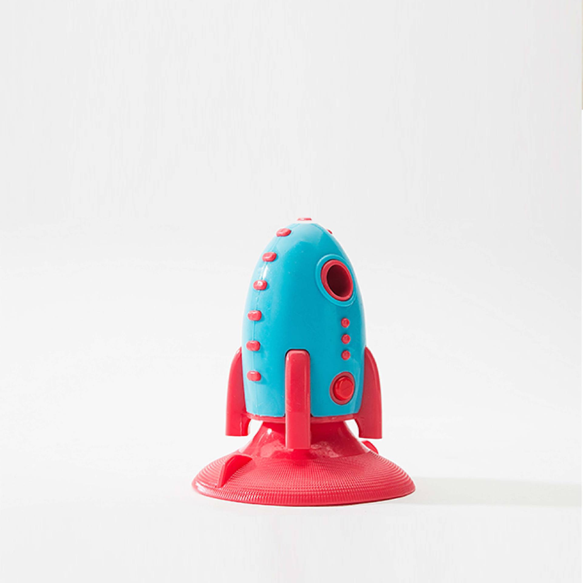 Rocket Dog Bite-Resistant Food Dispensing Toy