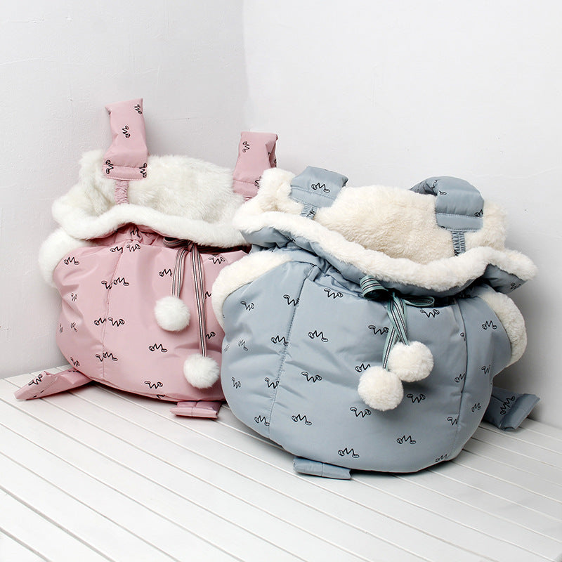 Outdoor and Travel Pet Carrier Backpack Suitable for Winter Use