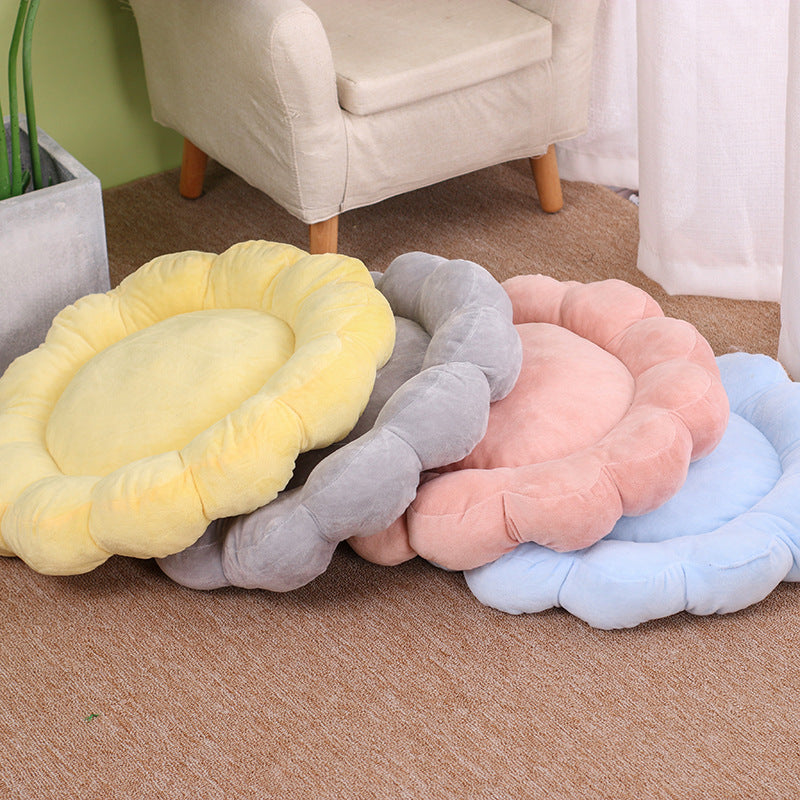 50x50cm Double-Sided Plush Petal Bed for Cats & Dogs