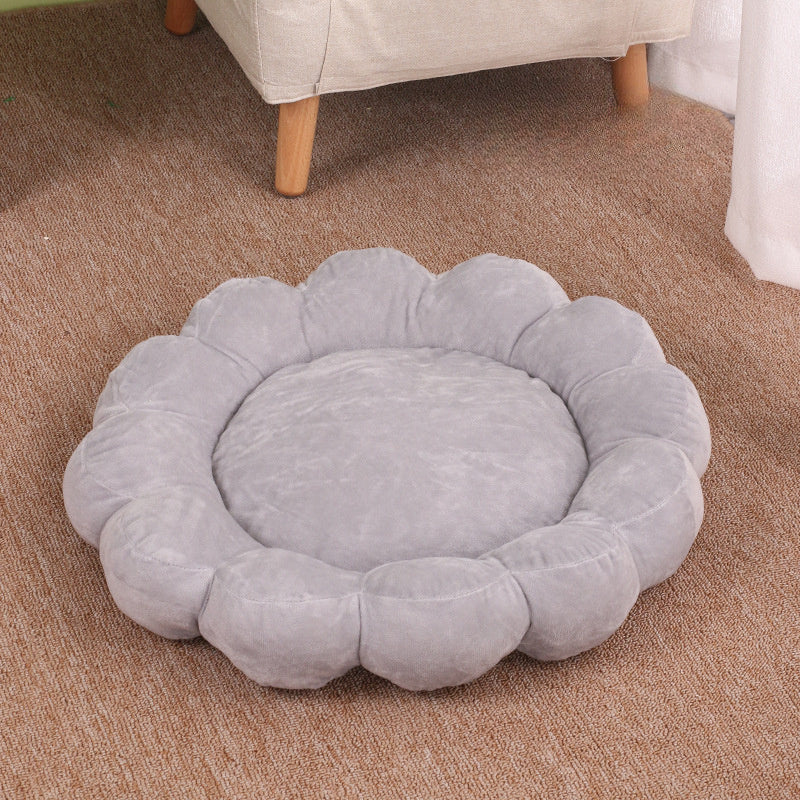 50x50cm Double-Sided Plush Petal Bed for Cats & Dogs